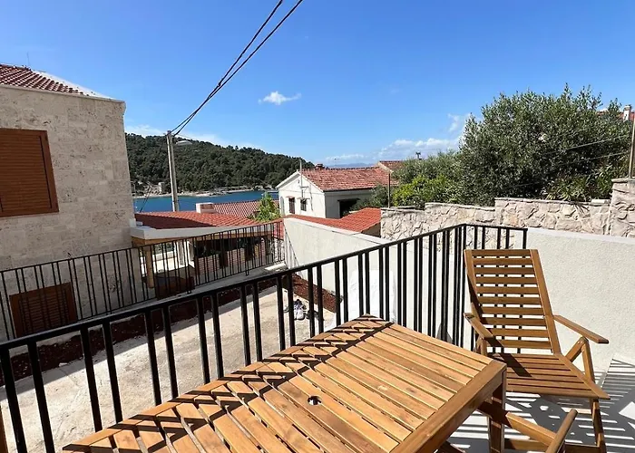 Stairs To Adriatic 50m From A Beach! Appartamento